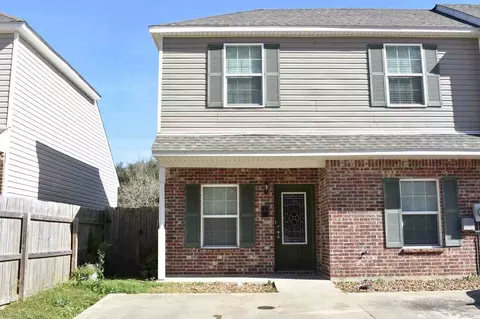 106 Padre Dr, Broussard, LA 70518