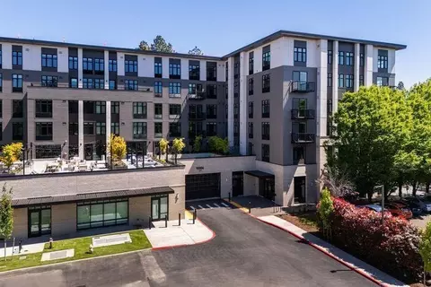 10306 SE Main St, Milwaukie, OR 97222