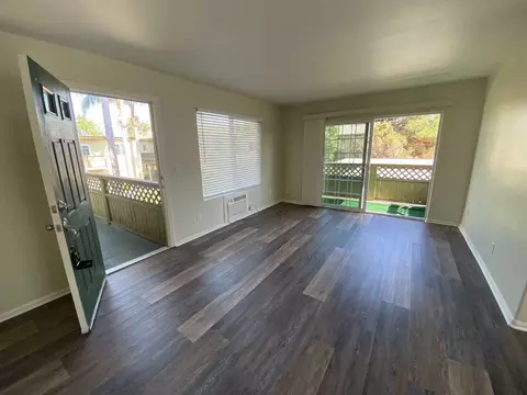 453 Graves Ave #21, El Cajon, CA 92020