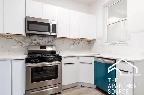 1456 N Kedzie Ave #3R, Chicago, IL 60651