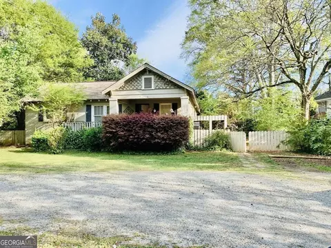4151 Bancroft Cir, Tucker, GA 30084