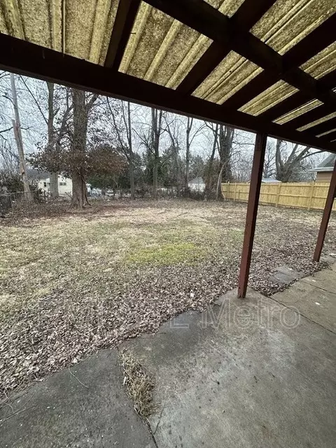 6812 Brower Ct, Berkeley, MO 63134 photo 2