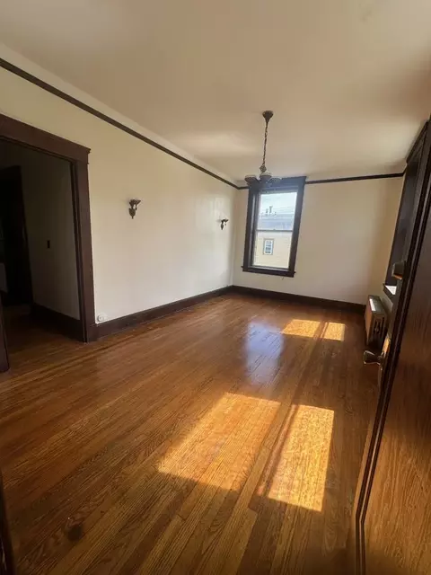 165 W 3rd St #3, Oswego, NY 13126