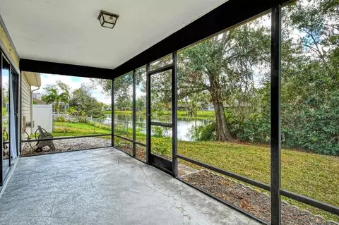 5029 82nd Way E, Sarasota, FL 34243