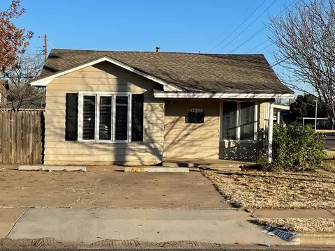 4802 39th St #A, Lubbock, TX 79414