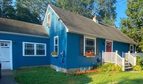 310 Spackenkill Rd, Poughkeepsie, NY 12603
