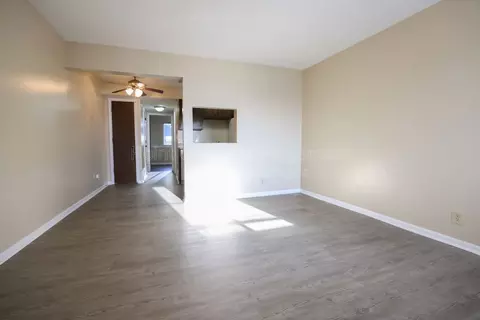 4206 Frances St #25, Omaha, NE 68105