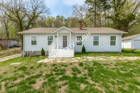 1308 Dry Valley Rd, Rossville, GA 30741