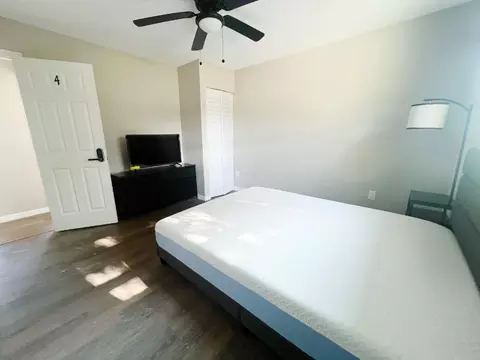 1743 W Chapel Dr, Deltona, FL 32725