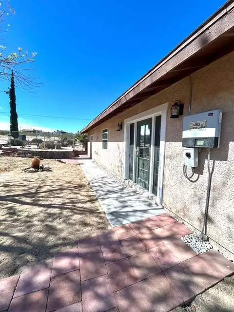 6211 Sunrise Rd, Twentynine Palms, CA 92277