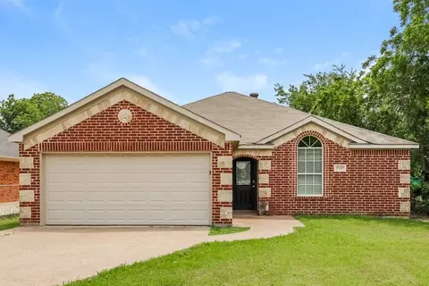 5117 Foard St, Fort Worth, TX 76119