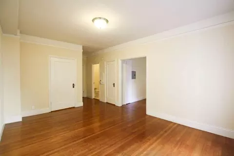 625 Leavenworth St #503, San Francisco, CA 94109