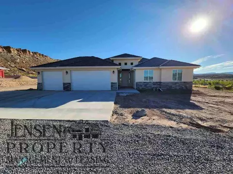 192 Silver Valley Rd, Leeds, UT 84746