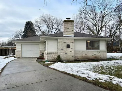 2451 W Menlo Dr, Boise, ID 83702