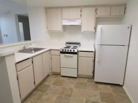 4502 186th St, Redondo Beach, CA 90278