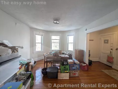 198 Walden St #2, Cambridge, MA 02140