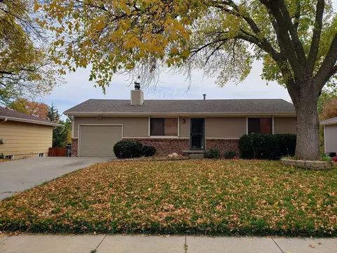 6725 S 135th Ter, Omaha, NE 68137