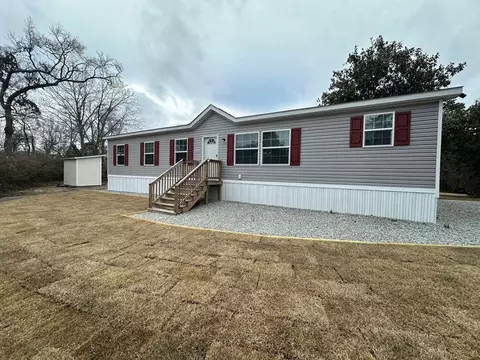 115 Leslie Ln, Swansboro, NC 28584