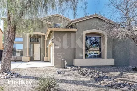 8757 W Desert Trl, Peoria, AZ 85381