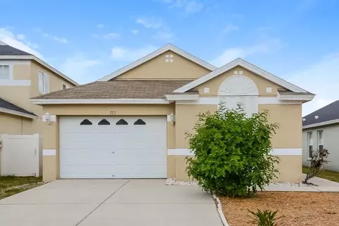 727 Cristelle Jean Dr, Ruskin, FL 33570