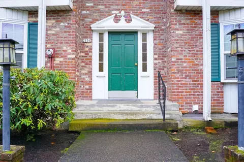 1332 NE 21st Ave #8, Portland, OR 97232
