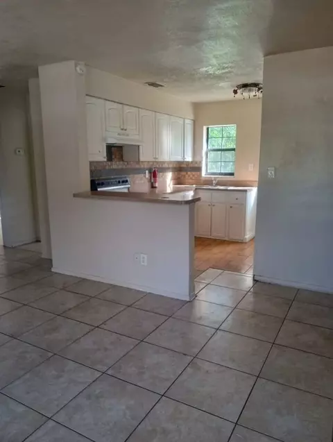 220 6th Jpv St, Jan Phyl Village, FL 33880