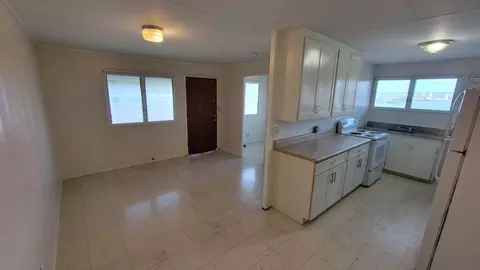 1009 Maluna St, Honolulu, HI 96818