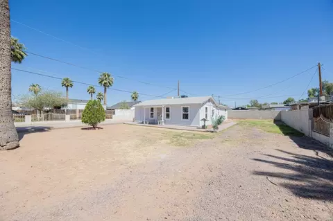 2830 E Sheridan St, Phoenix, AZ 85008
