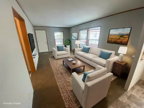 15588 Pine Ridge Dr #92, Linden, MI 48451