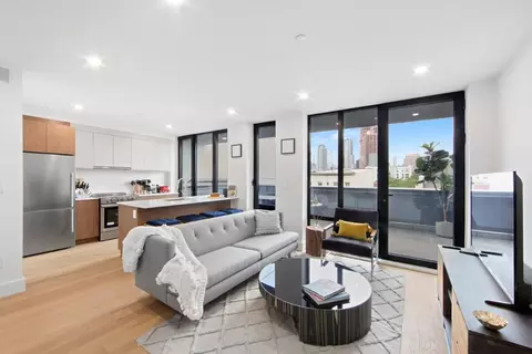 green st, New York, NY 11222