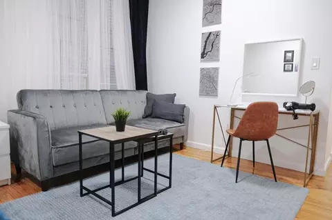 e 75th st, New York, NY 10021