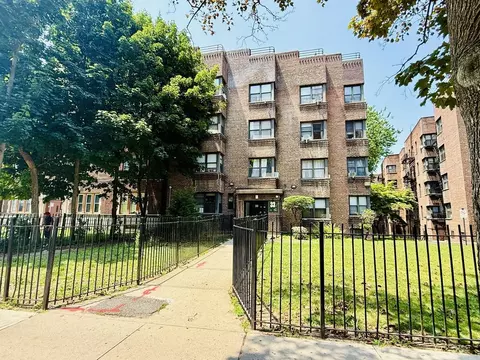 33 S Munn Ave #1E, East Orange, NJ 07018
