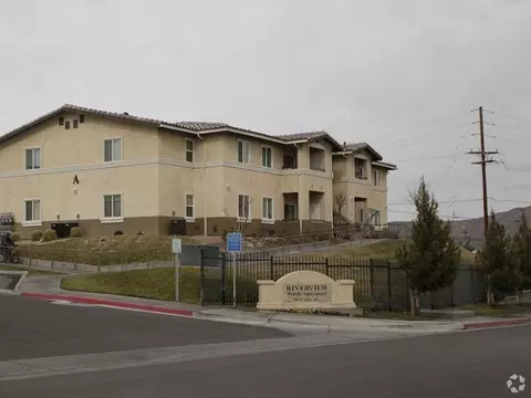 200 N Yucca Ave, Barstow, CA 92311