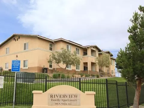 200 N Yucca Ave, Barstow, CA 92311