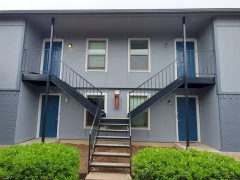 1916 Roberts Cut Off Rd, Fort Worth, TX 76114