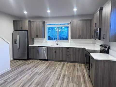 823 SE 5th St #4, Bend, OR 97702
