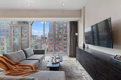 w 23rd st, New York, NY 10011