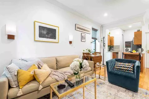 perry st, New York, NY 10014