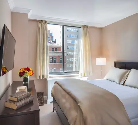 e 64th st, New York, NY 10065