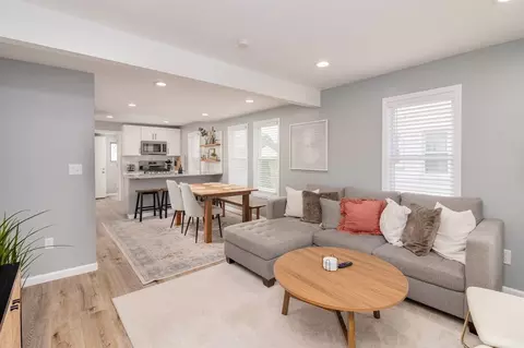 hoover ave, Hazel Park, MI 48030