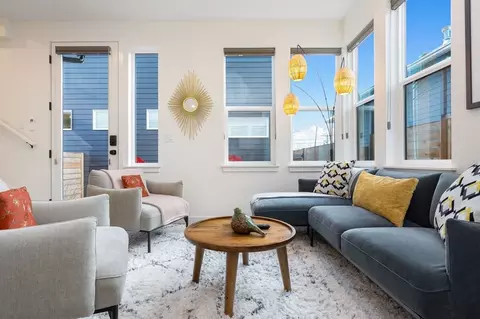 37 Th Ave SW #1054655P, Seattle, WA 98126