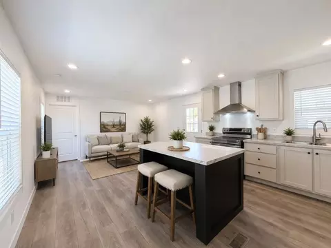 2060 N Center St #464, Mesa, AZ 85201