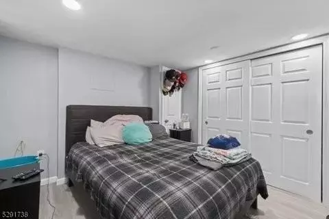 17 Melwex St, Belleville, NJ 07109