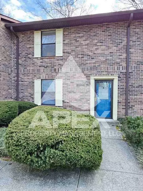 1330 Francis Station Dr, Knoxville, TN 37909