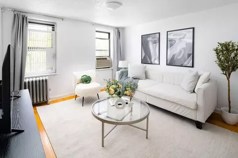 grand st, New York, NY 10002