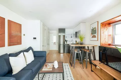 e 75th st, New York, NY 10021
