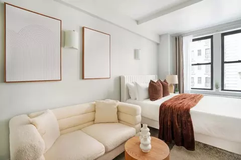 w 73rd st, New York, NY 10023