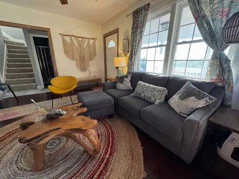 s grant ave, Manassas, VA 20110