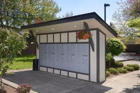 1615 W Smith St, Kent, WA 98032
