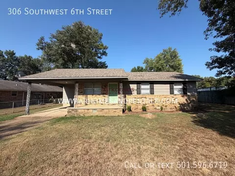 306 SW 6th St, Bradford, AR 72020